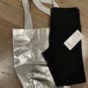 NWT Athleta Black Ultra High Rise Elation 7/8 Tight, Medium, with Silver Tote